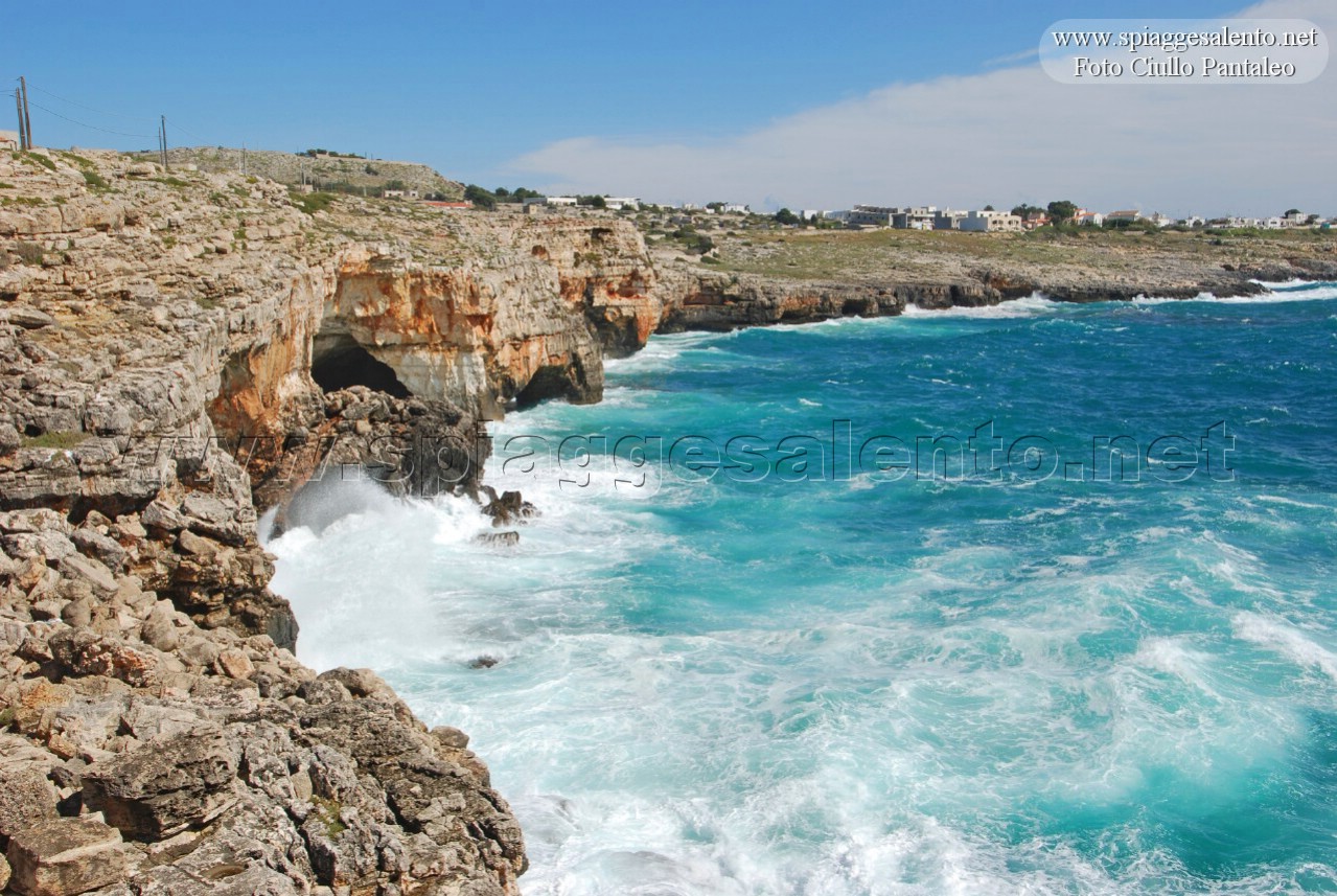 sfondo grotte Salento